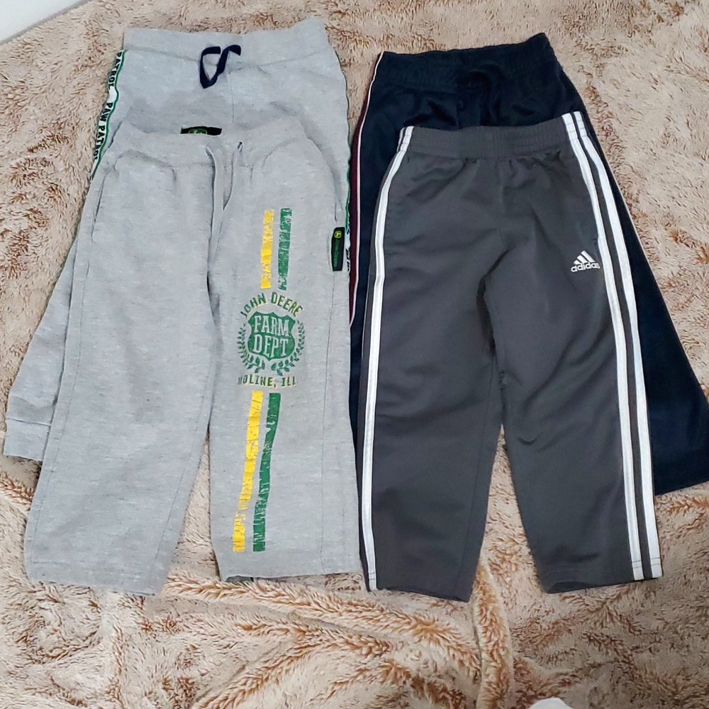 Boy pants 4T // SOLD!!
